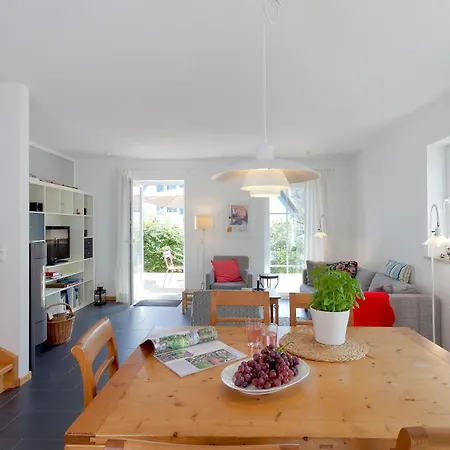 Haus 150, Kiefernweg 2 A *